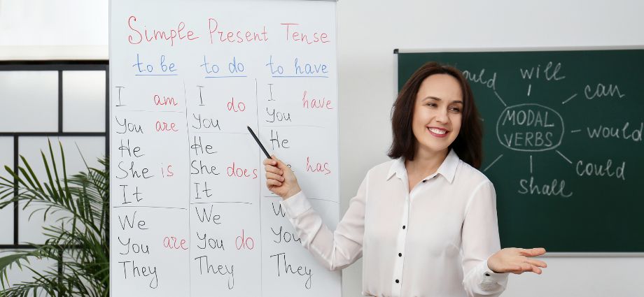 Present Simple Tense